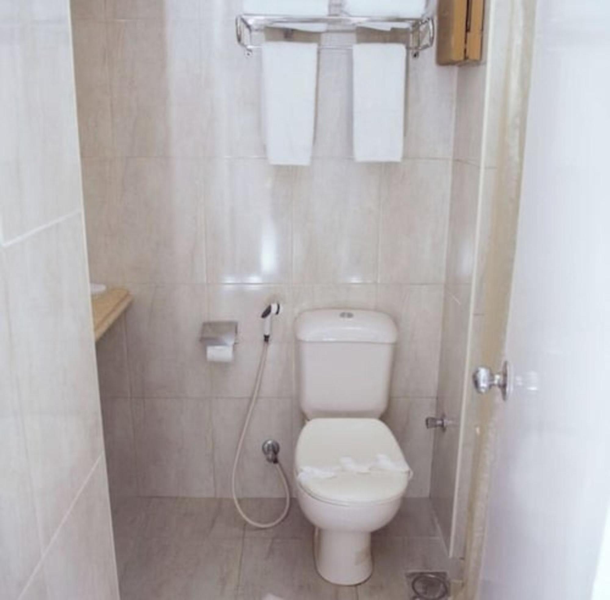 Wwassim Hotel